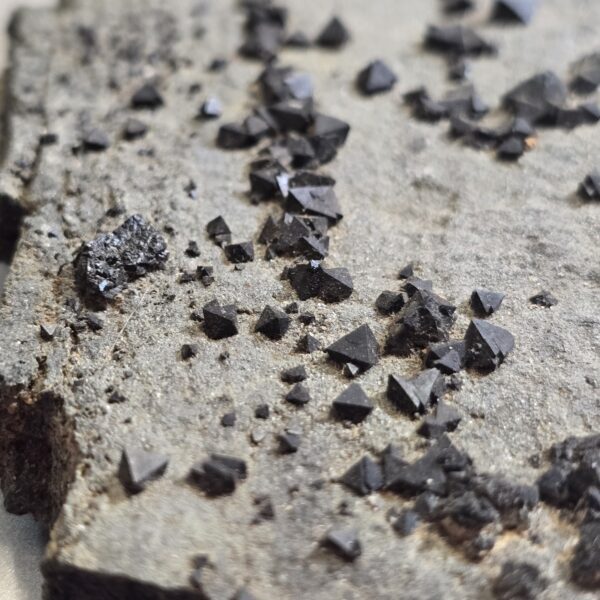 Magnetite on Matrix - Image 2